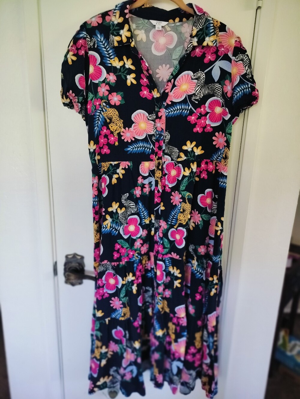 Crown & Ivy Jungle Safari Tiered Dress Navy Blue Floral Cheetah Zebra Size L